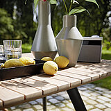 Freilicht: Tisch G893-062-059 (Schweden), ca. 200 x 95, H 76 cm, Tischplatte Teak massiv natur mit Facettenkante, Gestell: Aluminium pulverbeschichtet anthrazit