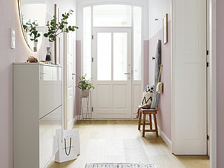 Kara-Frame-Dielen: Hänge-Schuhschrank 74009, Lack brillantgrau HG (PG 2), ca. B 122, H 91, T 21 cm. Zubehör: Korpushülle + Front in HG (91688)