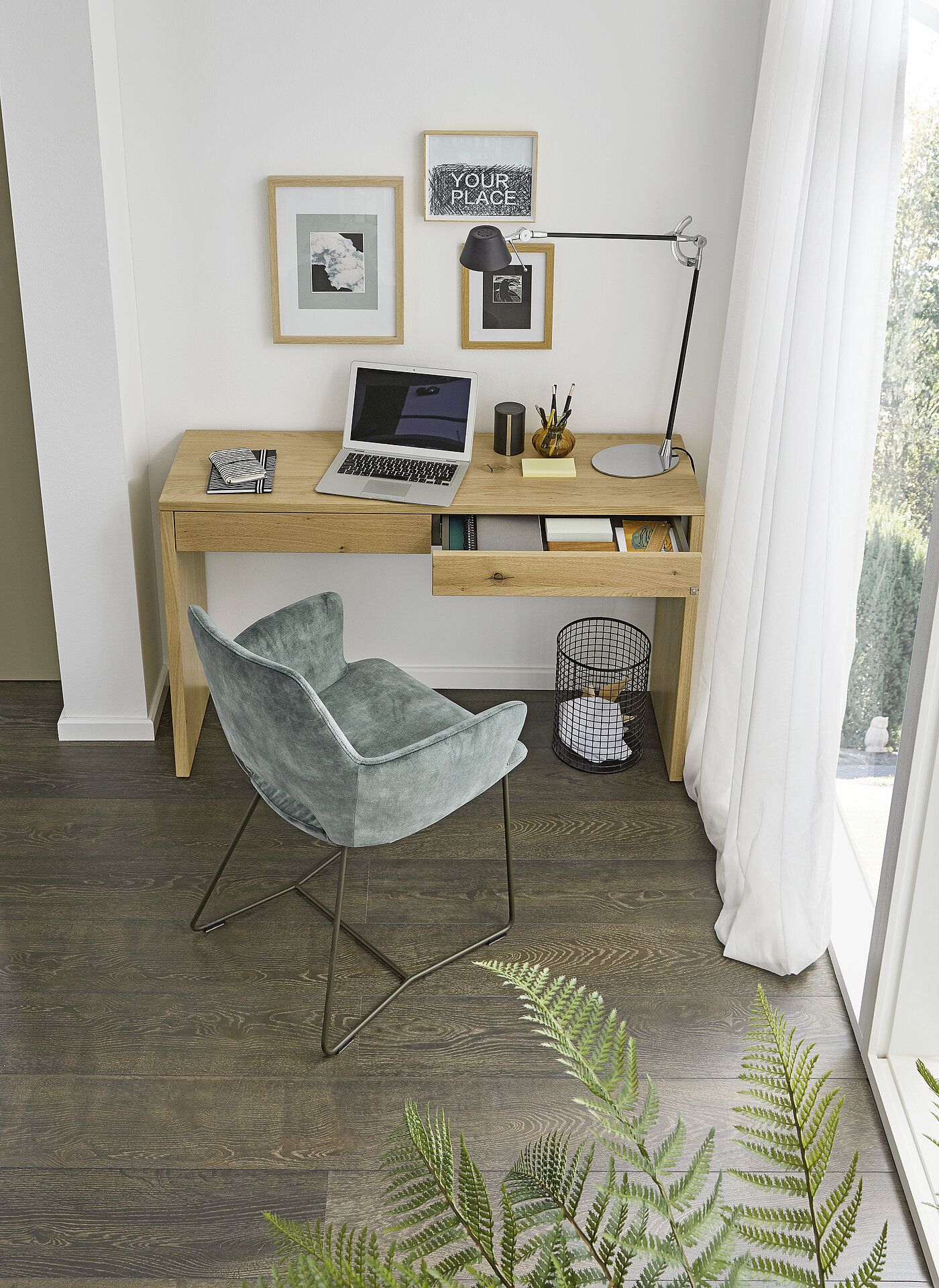 Funktionstisch 78609, ca. 126 x 40, H 78 cm, Asteiche