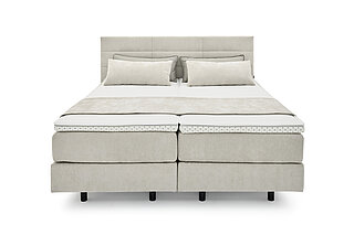 Eforma, Boxspringbett, Stoff 5215 creme (PG1, 100 % Polyester), Kopfteil 3 mit Ziegelsteppung, Höhe 115 cm, BodyID-Unterfederung mit Tonnentaschenfederkern 20 cm hoch, Orthomatic 2.0 Classic TT Matratze soft / medium, Stoff 5215, ca. 90 x 200 cm, Liegefläche ca. 180 x 200 cm
