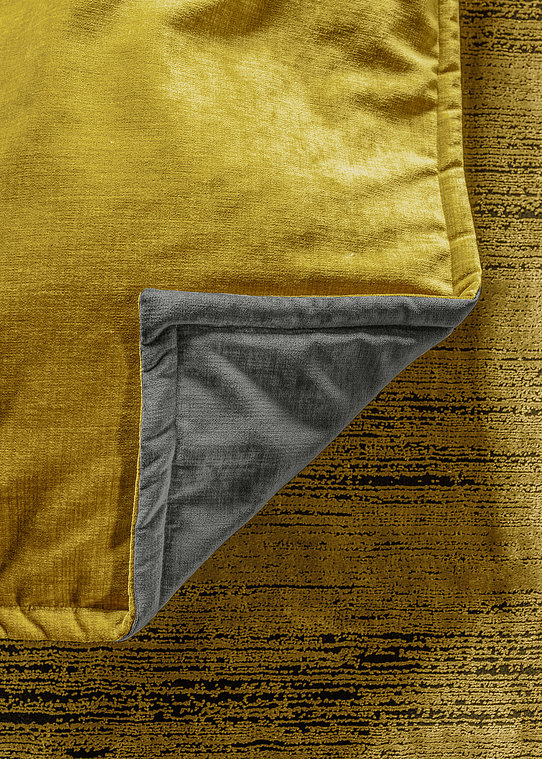 Detailaufnahme von Plaid und Teppich, JAB Farbwelt Gelb, Musterring 