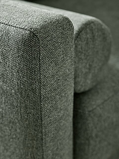 Detailbild Schlafsofa MR 710, Stoff Astoria Jade (PG 1, 100 % Polyester), Armlehnen A1. Zubehör: Rolle, ca. 18 x 50 cm, Stoff Astoria Jade (PG 1, 100 % Polyester) 