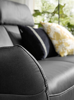 Sofa MR 280: Sofa 2,5-sitzig (2,5KV), Leder Rodeo charcoal (PG 60), ca. B 188, H 98/114, SH 46, ST 56, T 103 cm