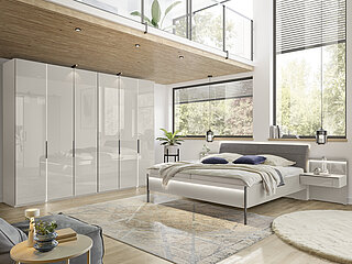 Schlafzimmer San Antonio Kleiderschrank und Bett in Fb. Beige von Musterring 