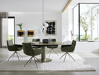 Esszimmer Stuhl MR4010 in Fb. Gruen und Esstisch Kara-Frame in Fb. Gruen von Musterring