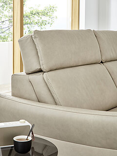 Sofa MR 280: Ecksofa, Leder Cloudy pearl (PG 60), motorische Kopfpolsterverstellung (KVMo)