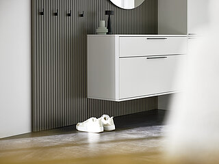 Garderobe Kara-Frame-Dielen in Lack Brilliantgrau von Musterring