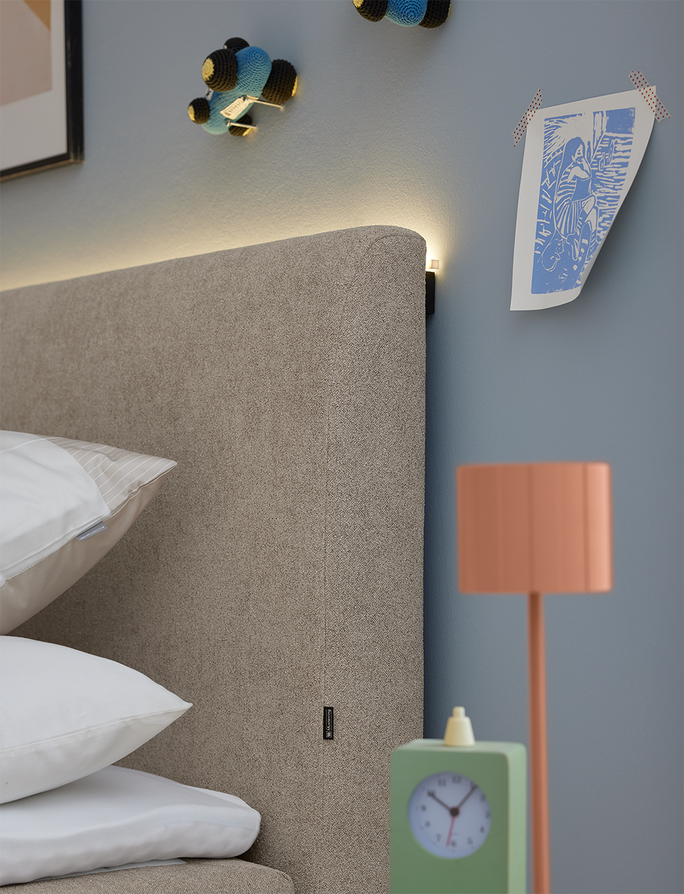 Famlilienbett Elias in Stoff Taupe von Musterring