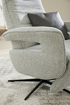 Detailbild von der Armlehne vom Sessel MR 231 in Fb. Grau/Beige von Musterring