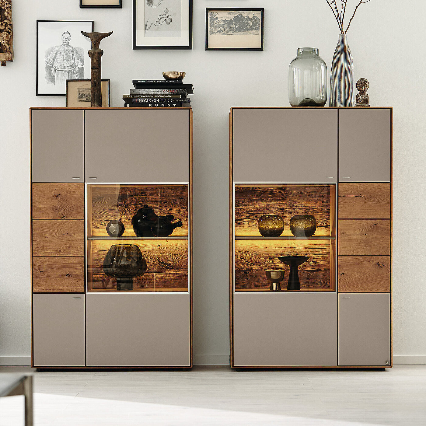 Highboard TOLEDO | Musterring Highboard 7088 + 7087, je ca. B 85, H 139, T 39 cm, Kerneiche Umato/ Applikation Riffholz/ Mattglas fango