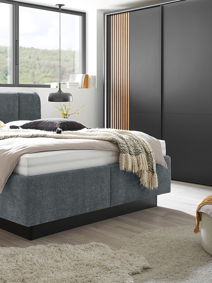 Polsterbett Bari | 6195000 | 260401
MR Isabelle | 8504097 | 260401 MR – Bari | 6195000 | 260401
MR Isabelle | 8504097 | 260401 – Grau,Blau – Schlafen Einzelschränke / Schranksysteme,Betten (Boxspring/Polster) – Polsterbett